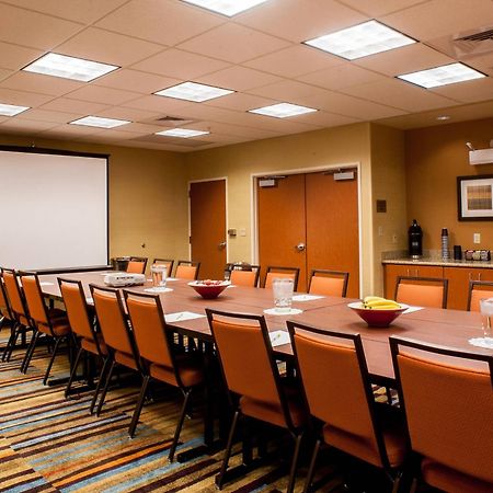 Fairfield Inn & Suites Кловис Экстерьер фото