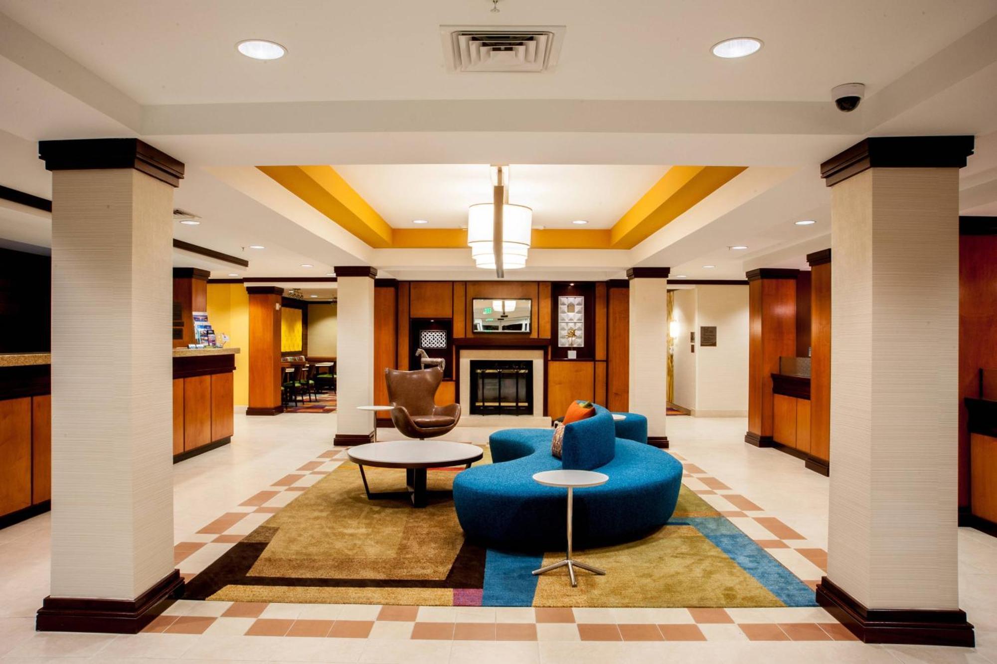 Fairfield Inn & Suites Кловис Экстерьер фото