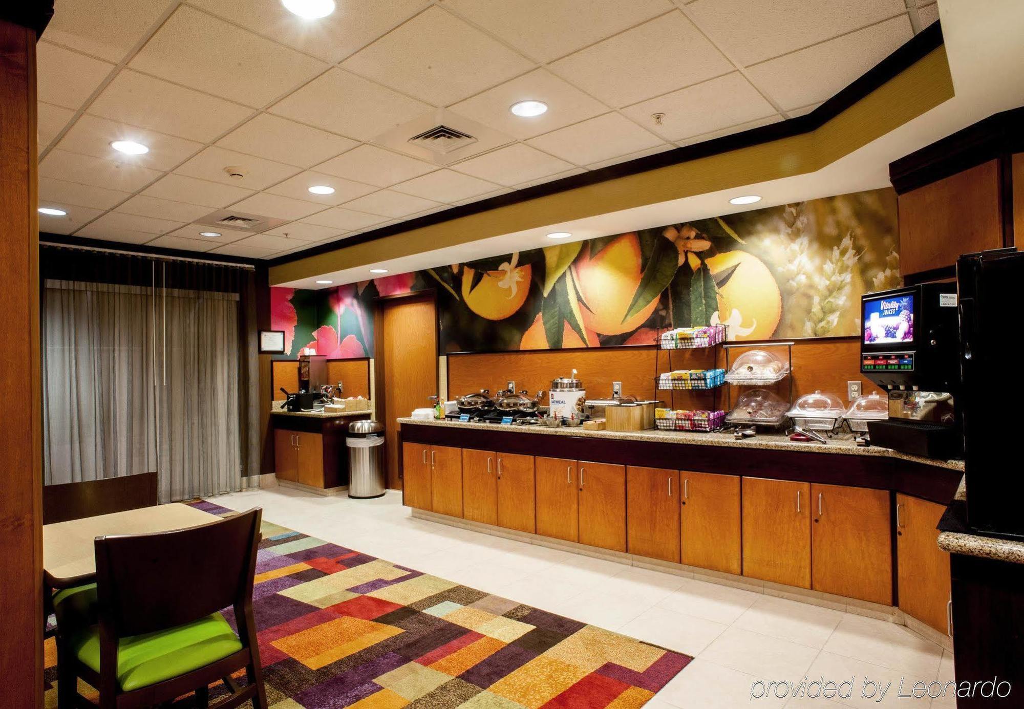 Fairfield Inn & Suites Кловис Экстерьер фото